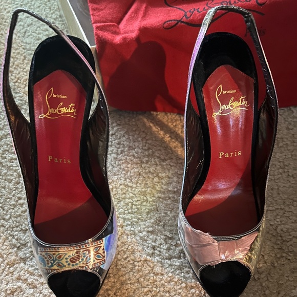 CHRISTIAN LOUBOUTIN HEELS ♥️ - Picture 3 of 5